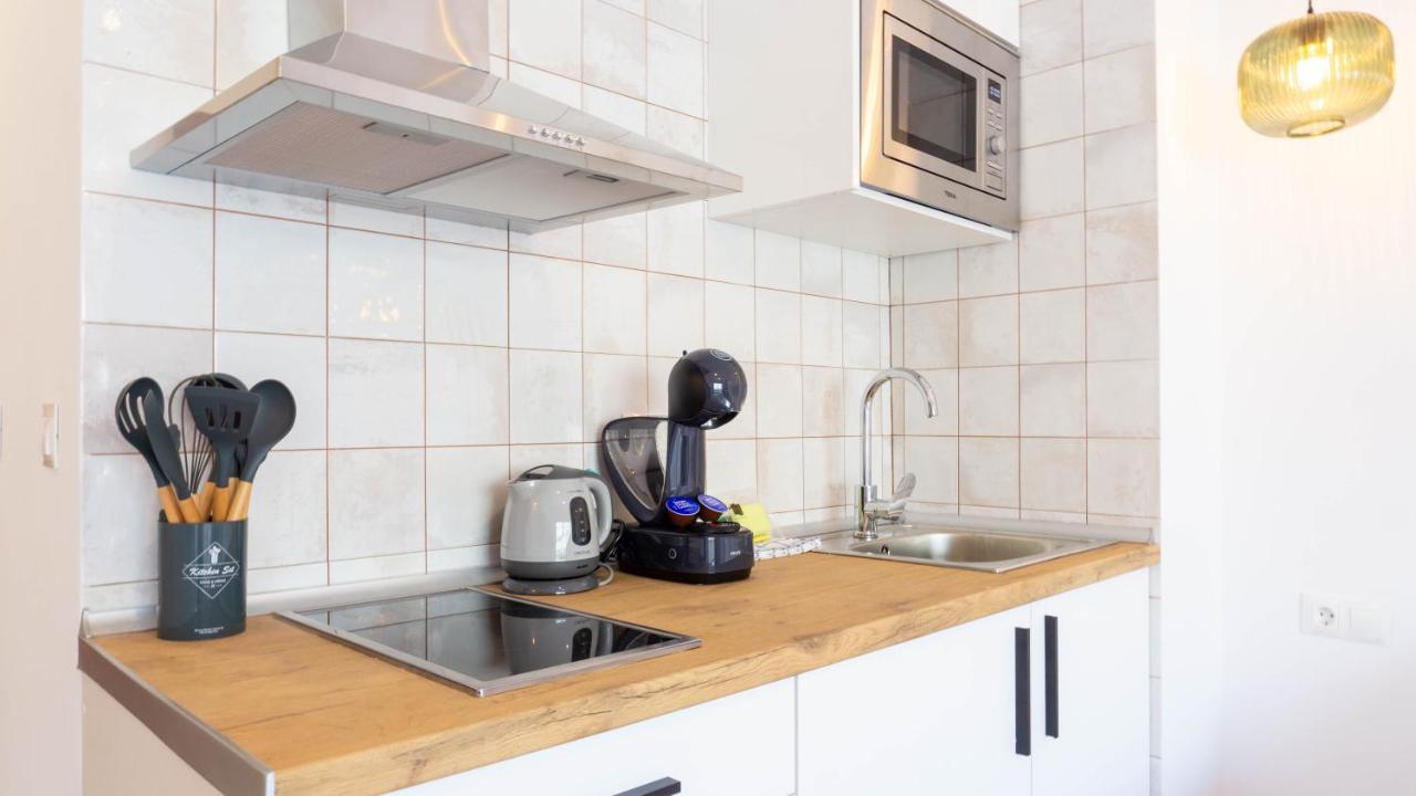 Apartment Carihuela Beach Malaga Torremolinos Extérieur photo