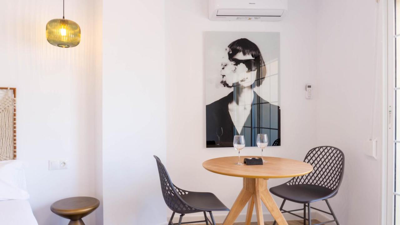 Apartment Carihuela Beach Malaga Torremolinos Extérieur photo