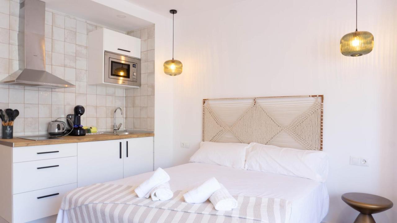 Apartment Carihuela Beach Malaga Torremolinos Extérieur photo